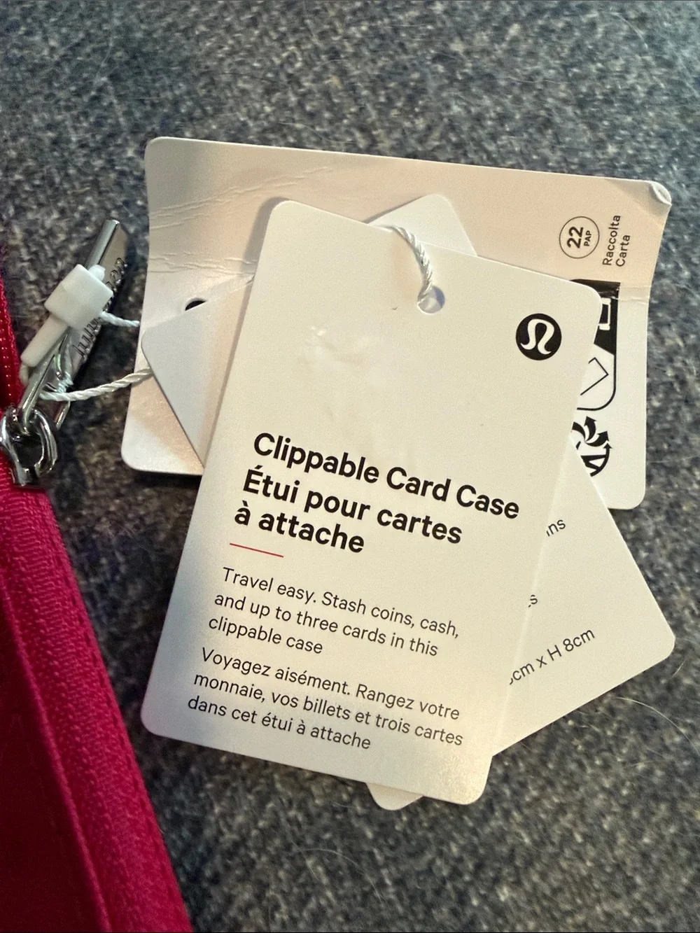 lululemon Travel Easy Cherry Lychee Clippable Card Case